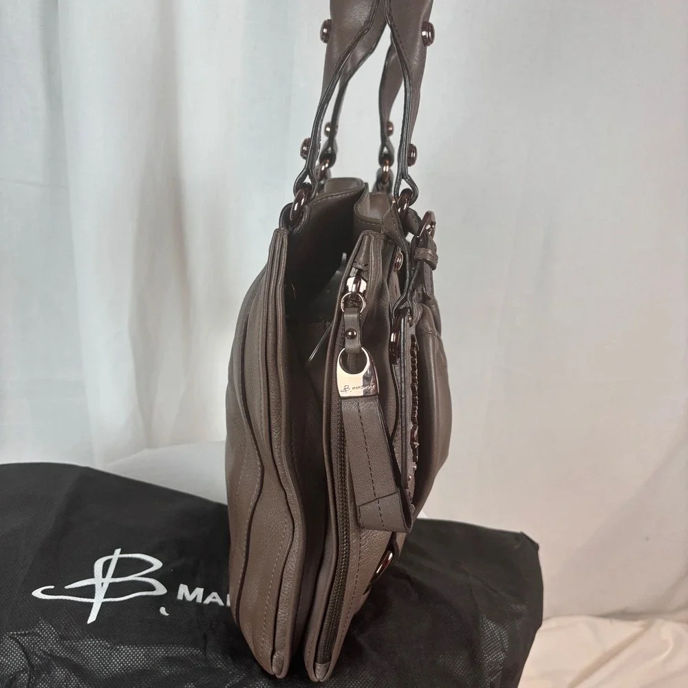 B Makowsky Cocoa Glove Leather north/South Pocket Tote with Gunmetal‎ Studs NWOT